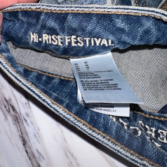 AMERICAN EAGLE HIGH RISE “FESTIVAL” JEAN SHORT - Picture 3 of 3